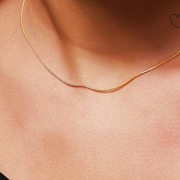 16in Gold Chain - Picture 4 of 8